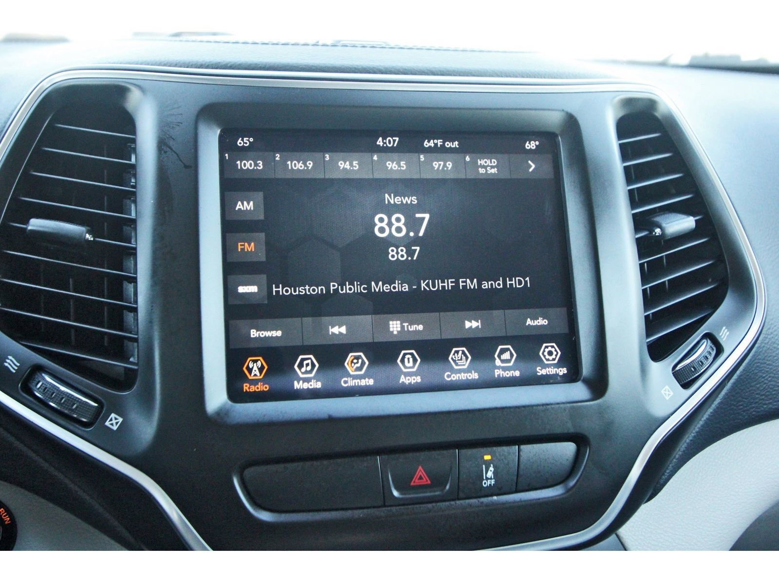 Used 2022 Jeep Cherokee Latitude Lux image 25