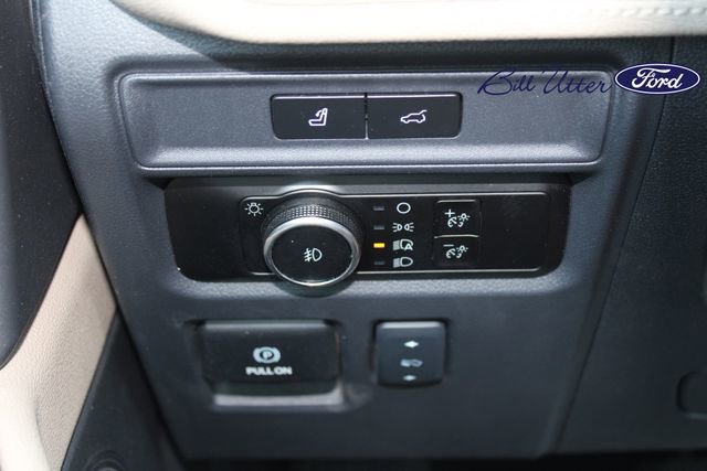 Used 2024 Ford Expedition Limited image 22
