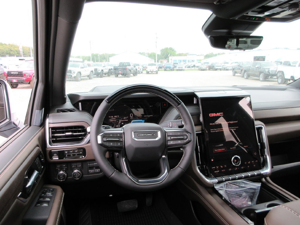 New 2027 GMC Yukon Denali Ultimate AWD/4WD image 13