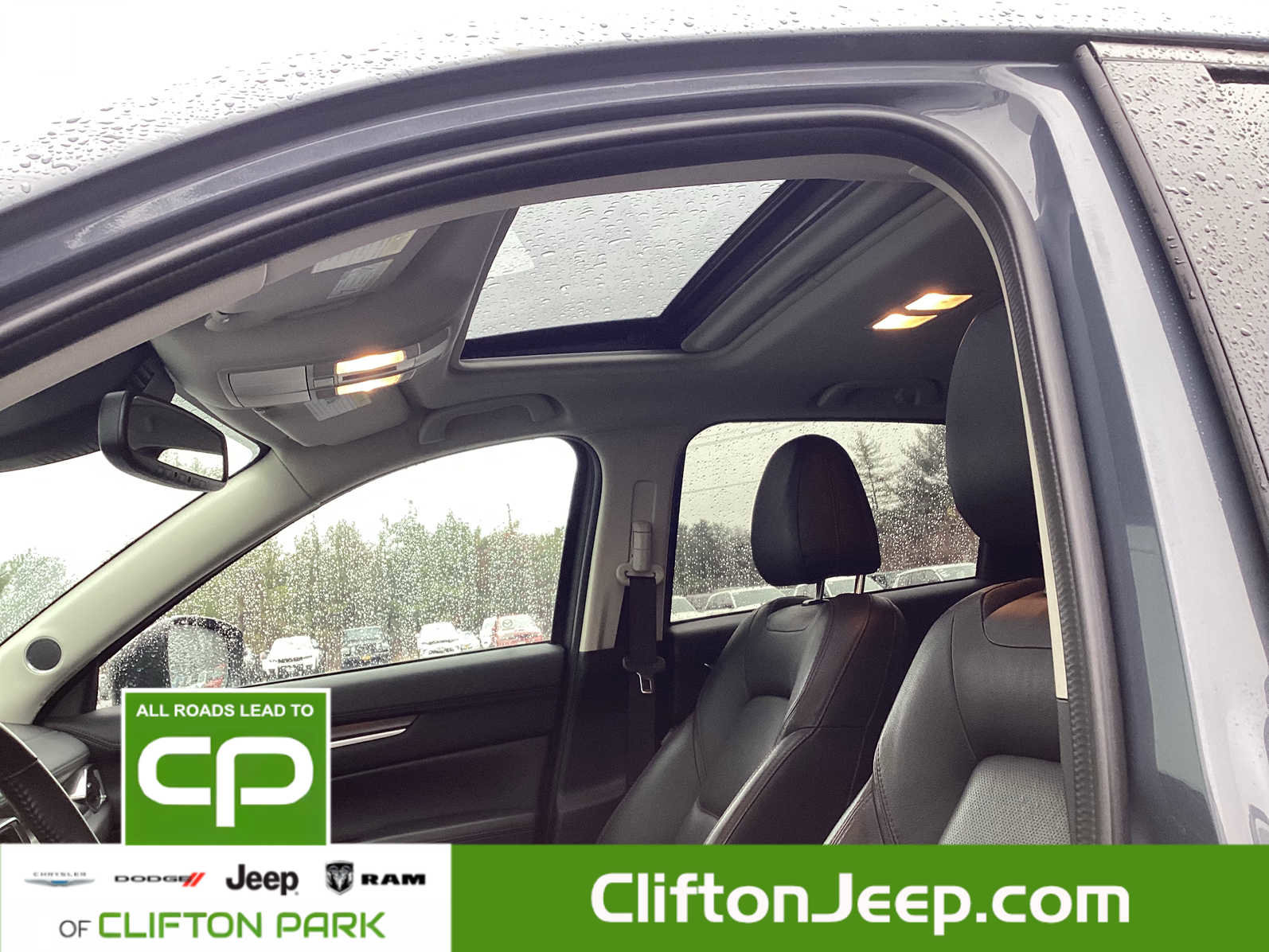 Used 2024 MAZDA CX-5 Carbon Edition image 11