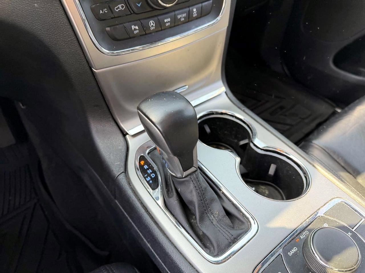 Used 2018 Jeep Grand Cherokee Limited AWD/4WD image 19