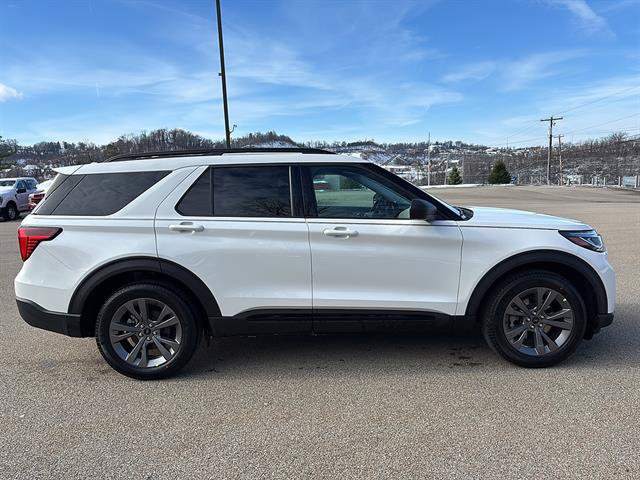 New 2026 Ford Explorer Active w/ Active Comfort Package AWD/4WD image 5