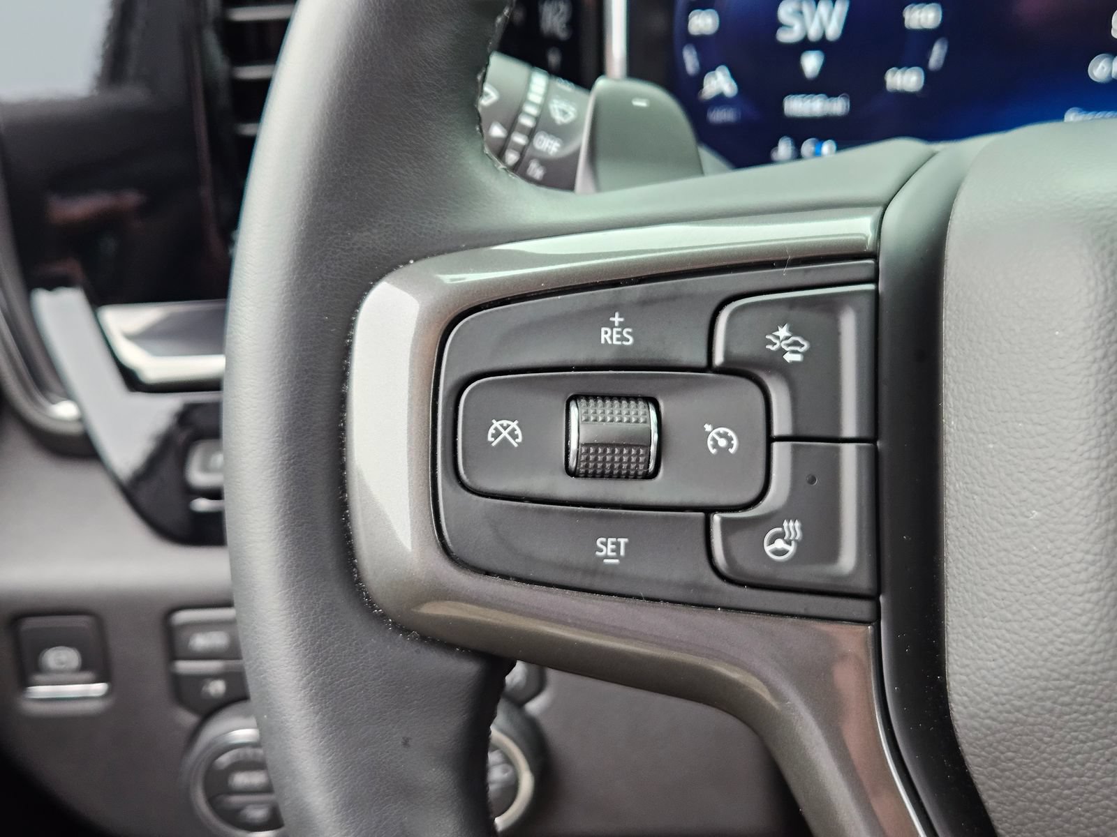 Certified 2026 Chevrolet Silverado 1500 ZR2 AWD/4WD image 25