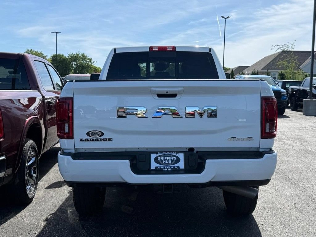 Used 2026 RAM 2500 Laramie AWD/4WD image 6
