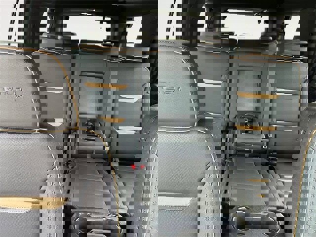 Used 2024 GMC Yukon AT4 image 13