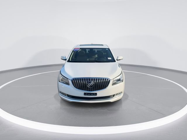 Used 2016 Buick LaCrosse Leather image 2