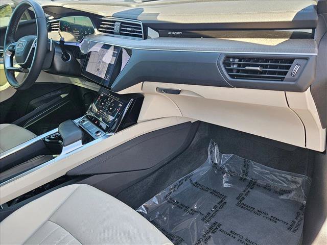 Used 2024 Audi Q8 e-tron Premium Plus w/ Premium Plus Package AWD/4WD image 22