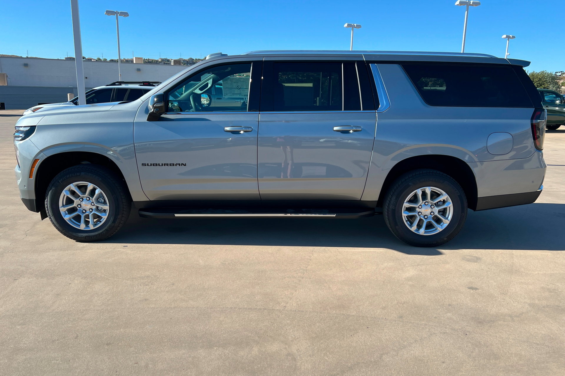 New 2026 Chevrolet Suburban LT w/ Comfort Package AWD/4WD image 2