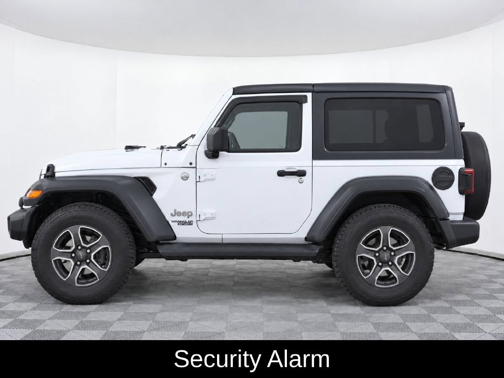 Used 2019 Jeep Wrangler Sport AWD/4WD image 7