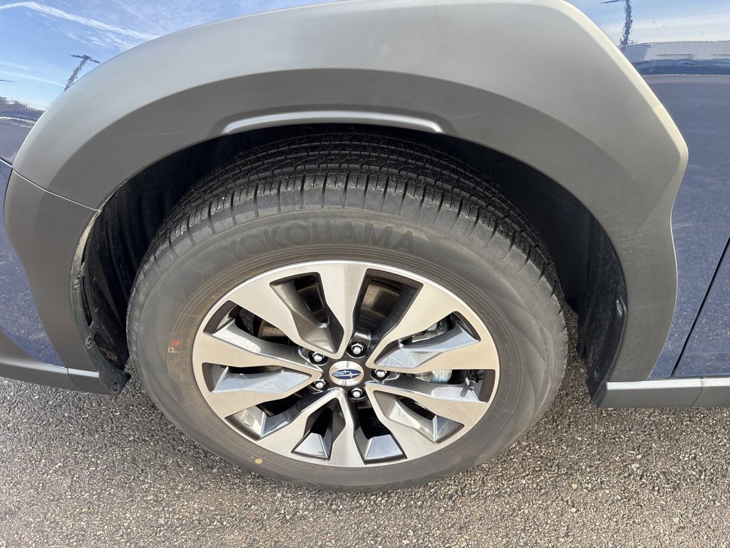 Used 2025 Subaru Outback Touring image 8