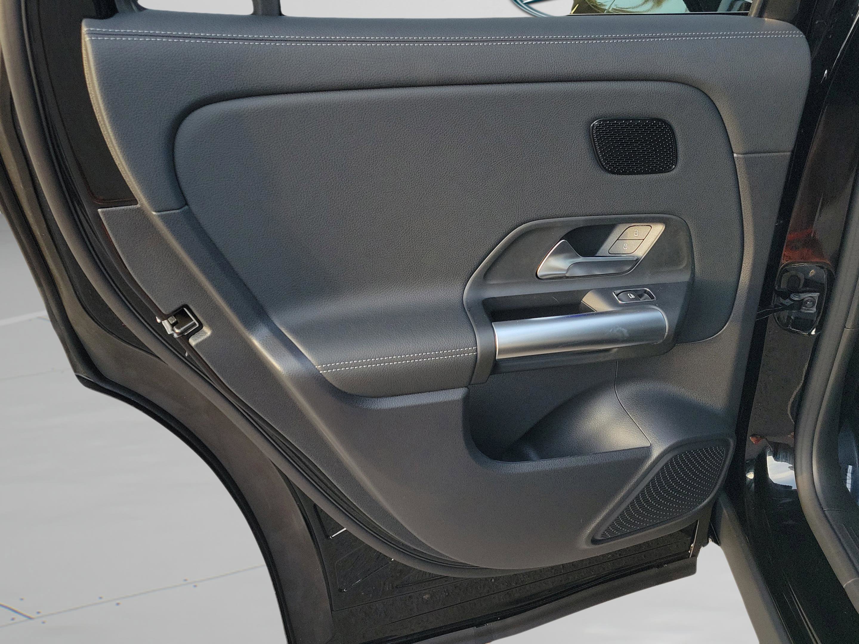 Certified 2026 Mercedes-Benz GLA 250 image 11