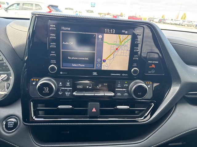 Used 2022 Toyota Highlander XSE AWD/4WD image 19