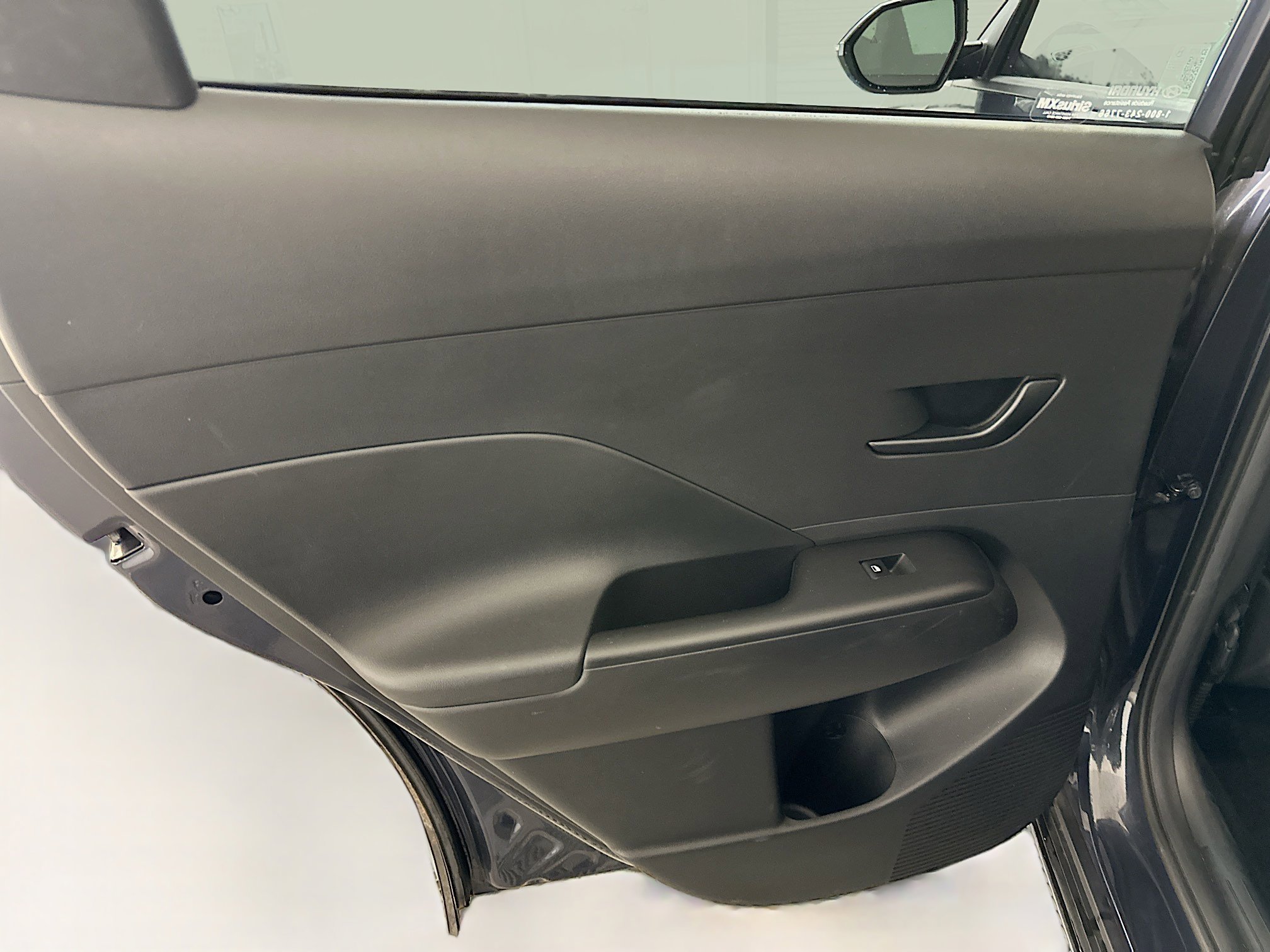 Used 2025 Hyundai Kona SEL image 26