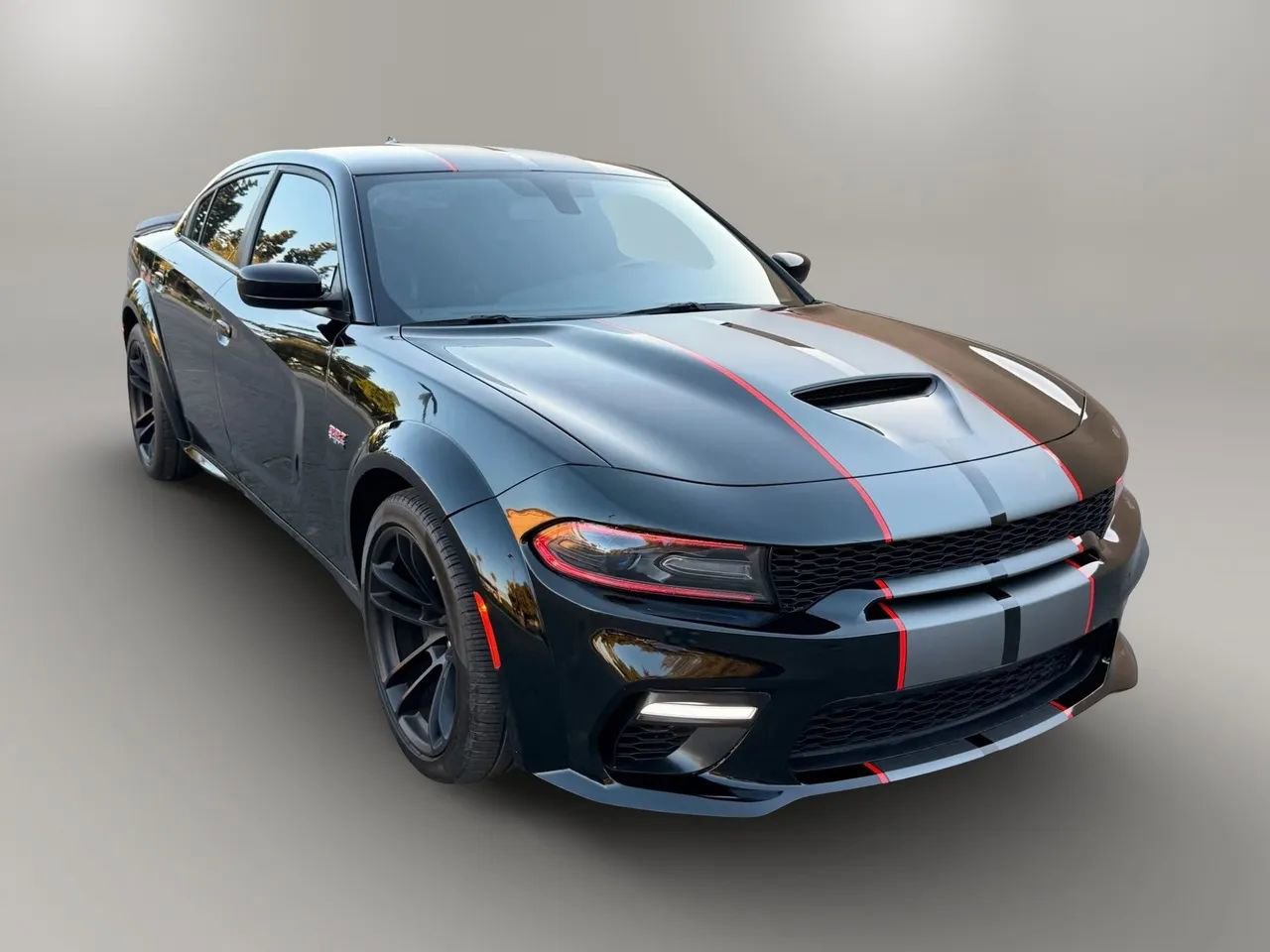 Used 2023 Dodge Charger Scat Pack RWD image 4
