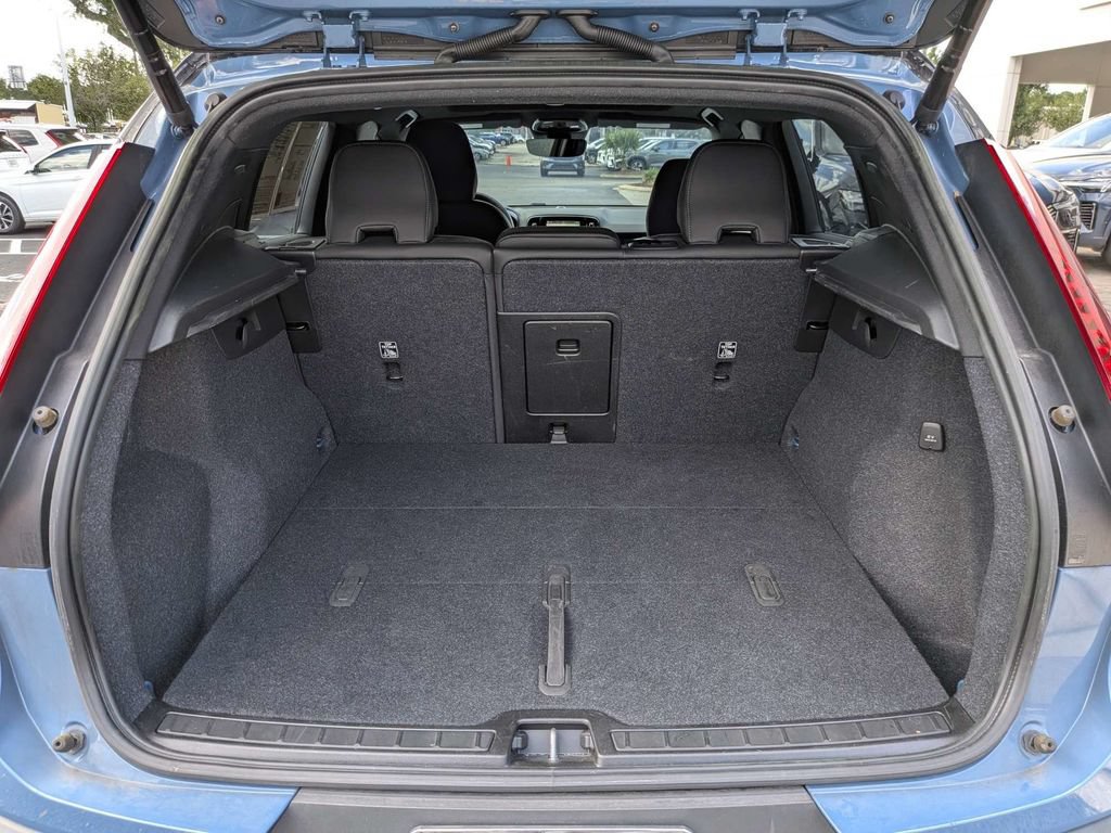 Certified 2023 Volvo XC40 Recharge Plus AWD/4WD image 13
