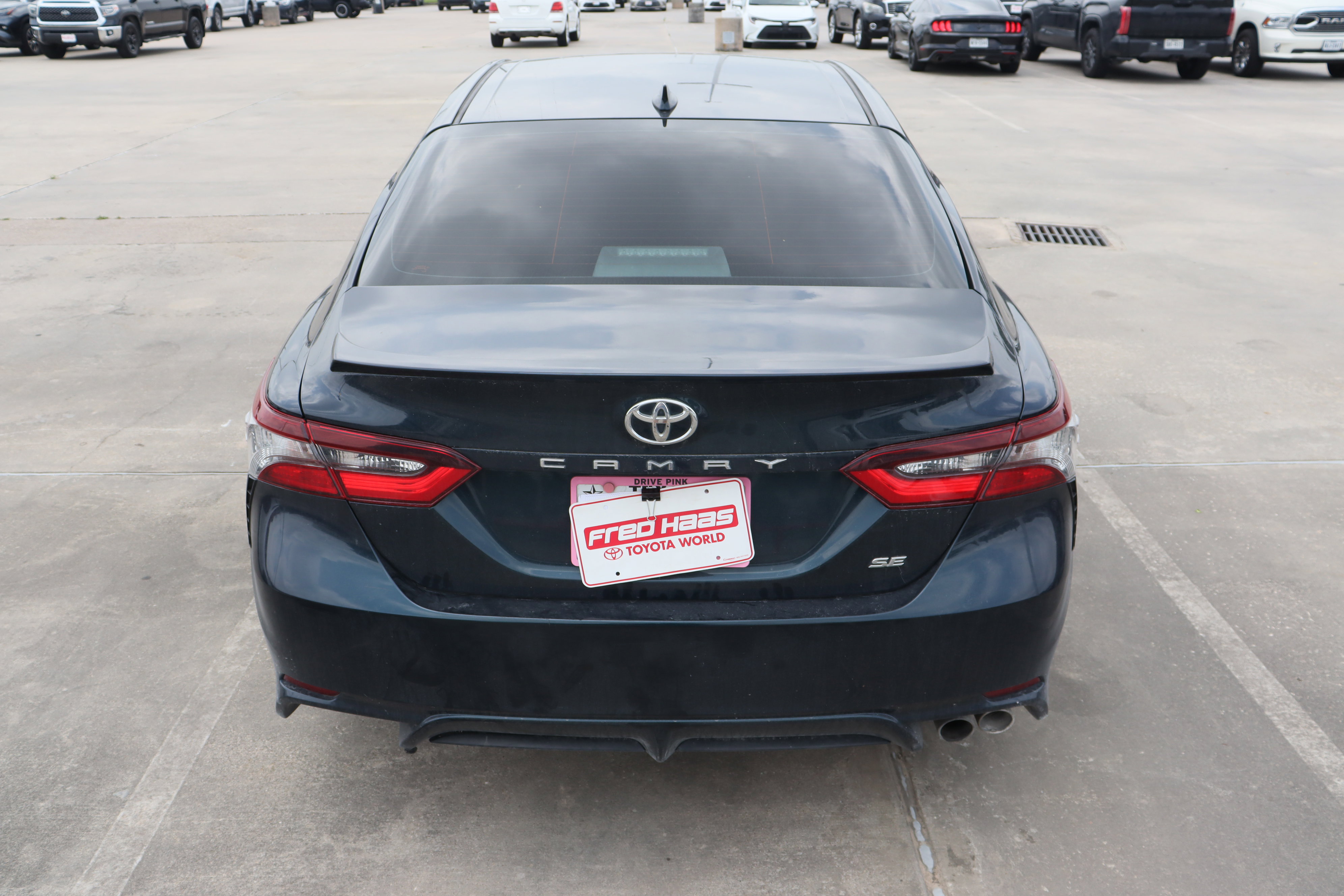 Used 2021 Toyota Camry SE FWD image 10