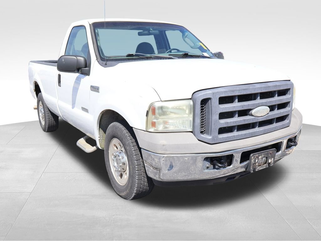 Used 2005 Ford F250 2WD Regular Cab Super Duty image 11