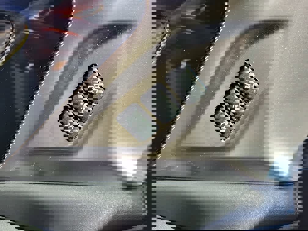 Certified 2023 Subaru Outback Limited image 26