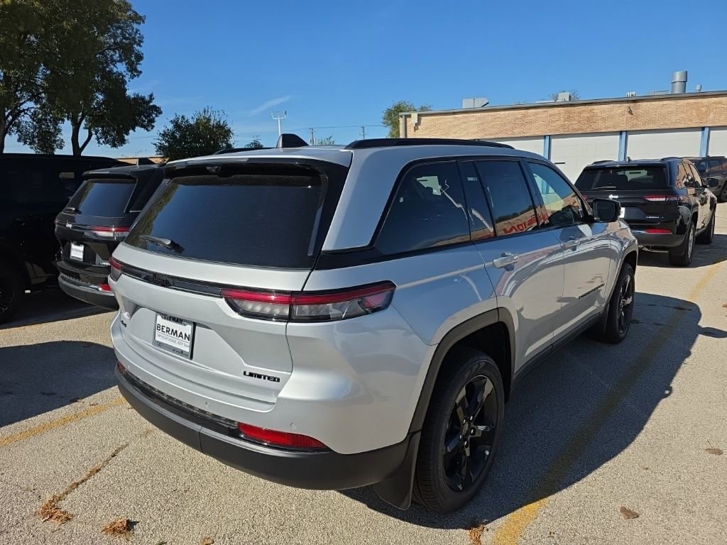 New 2025 Jeep Grand Cherokee Limited w/ Luxury Tech Group II image 7