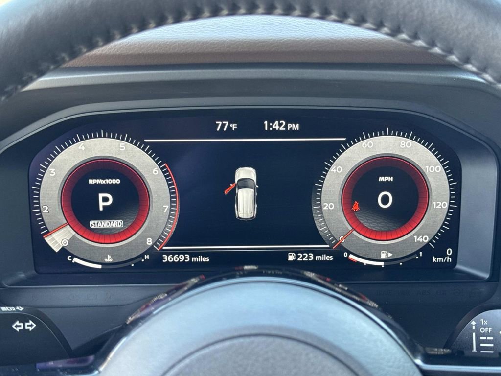 Used 2023 Nissan Rogue Platinum w/ Platinum Premium Package image 18