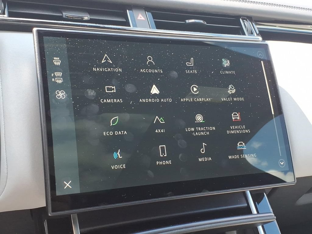 New 2026 Land Rover Range Rover Velar Dynamic SE AWD/4WD image 21