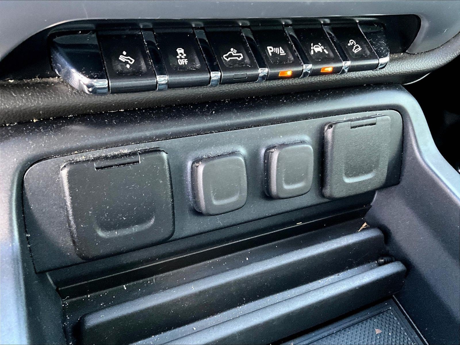 Used 2018 GMC Sierra 1500 SLT AWD/4WD image 16