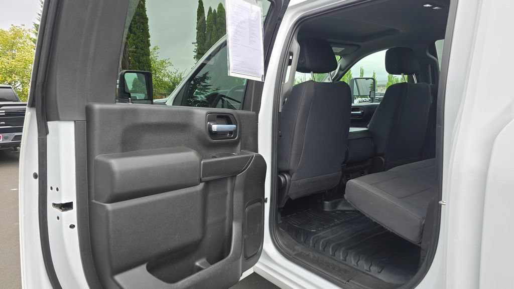 Used 2021 GMC Sierra 3500 4x4 Crew Cab w/ Gooseneck/5TH Wheel Package image 15