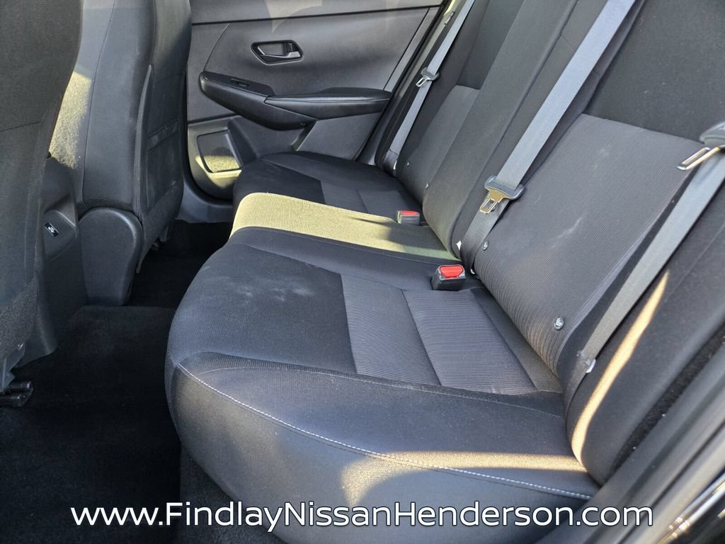 Used 2024 Nissan Sentra SV FWD image 11