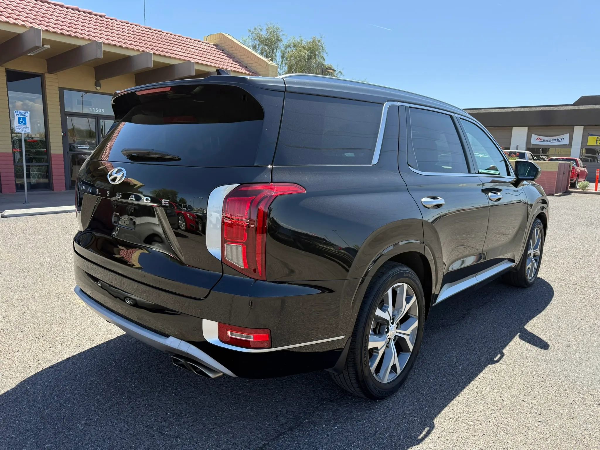 Used 2022 Hyundai Palisade Limited FWD image 10