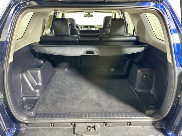 Used 2017 Toyota 4Runner Limited AWD/4WD image 32