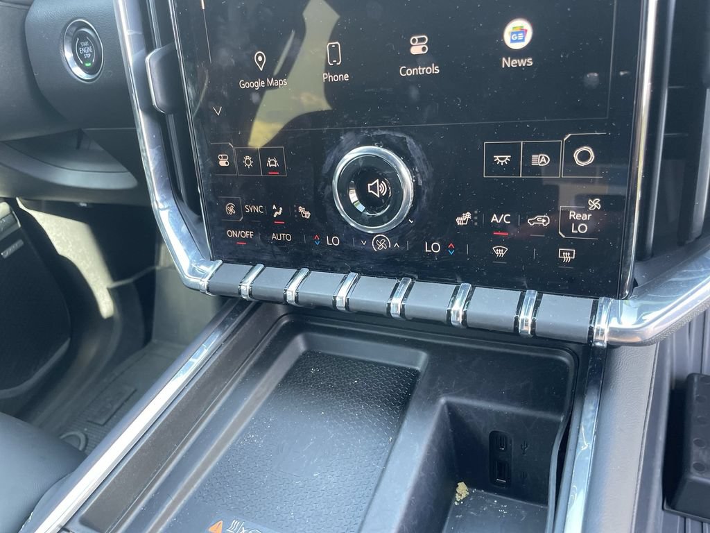 Used 2025 GMC Acadia Elevation w/ Elevation Premium Package FWD image 27
