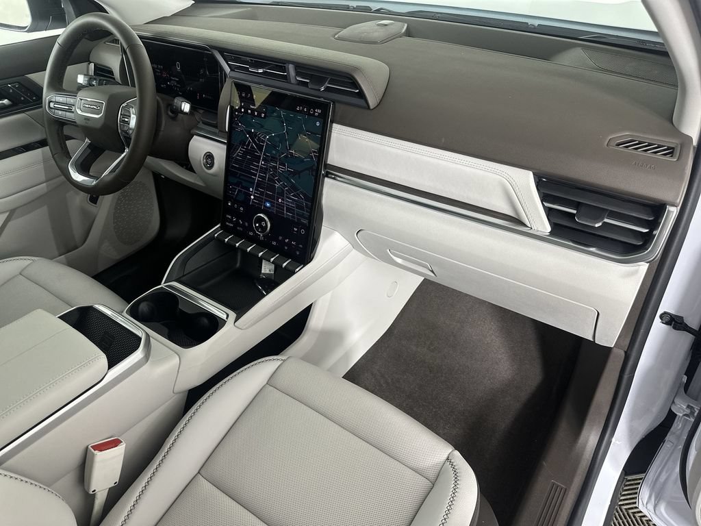 New 2027 GMC Terrain Denali w/ LPO, Floor Liner Package AWD/4WD image 30