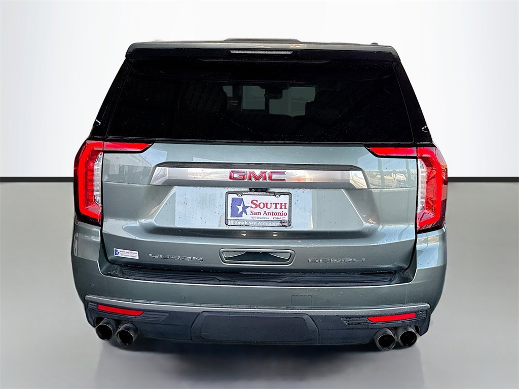 Used 2024 GMC Yukon XL Denali w/ Advanced Technology Package image 6