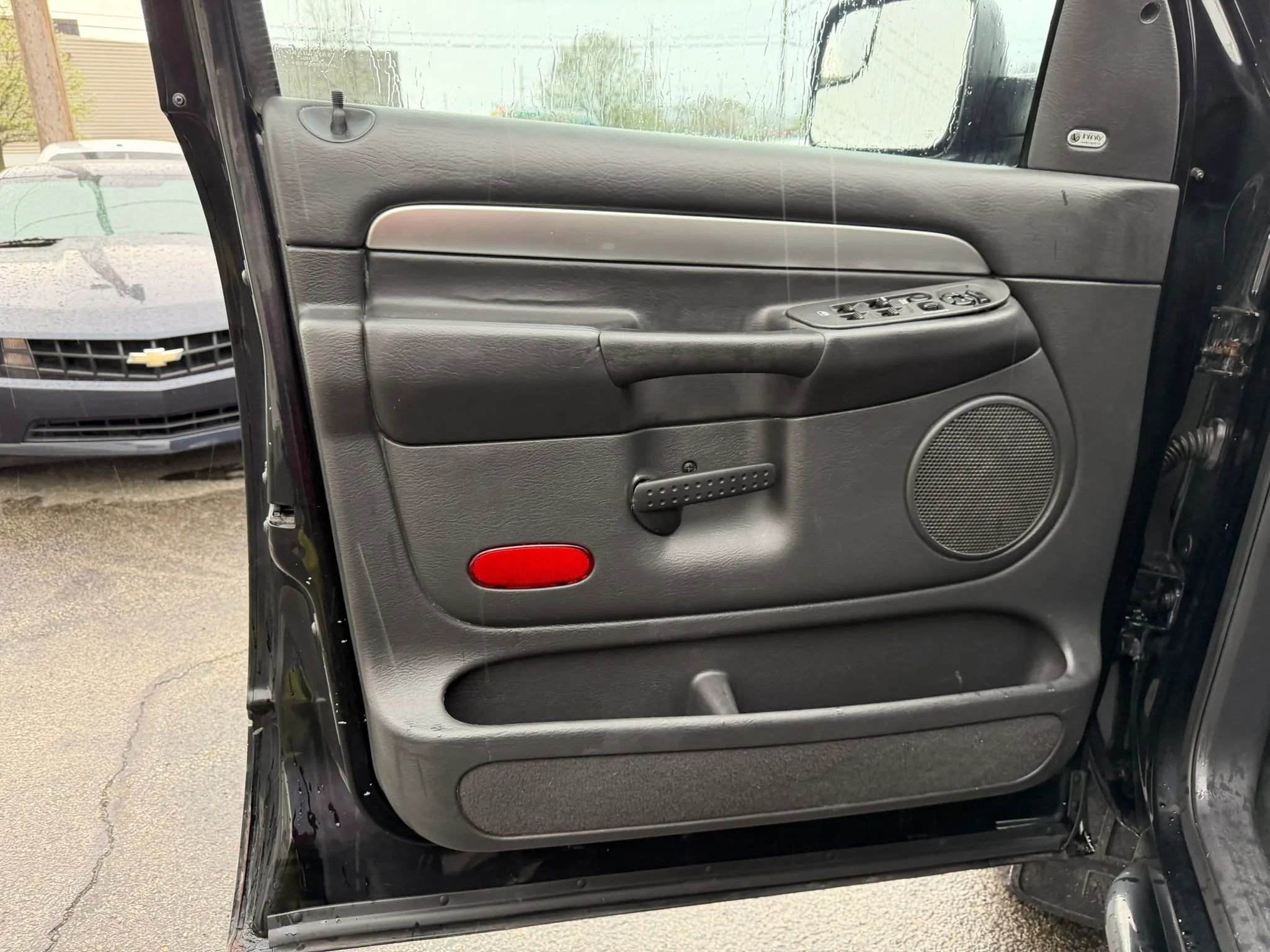 Used 2005 Dodge Ram 2500 Truck SLT AWD/4WD image 10