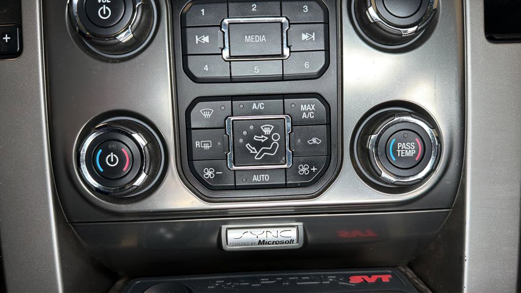 Used 2013 Ford F150 Raptor w/ Luxury Equipment Group AWD/4WD image 27