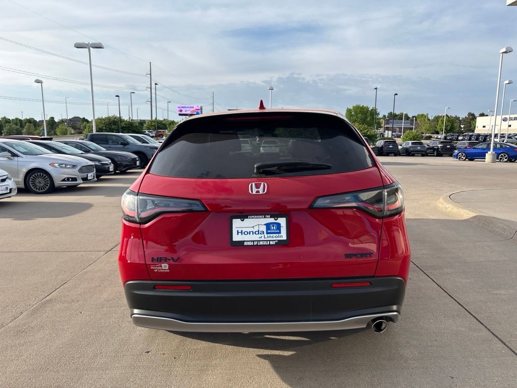 Certified 2026 Honda HR-V Sport image 5