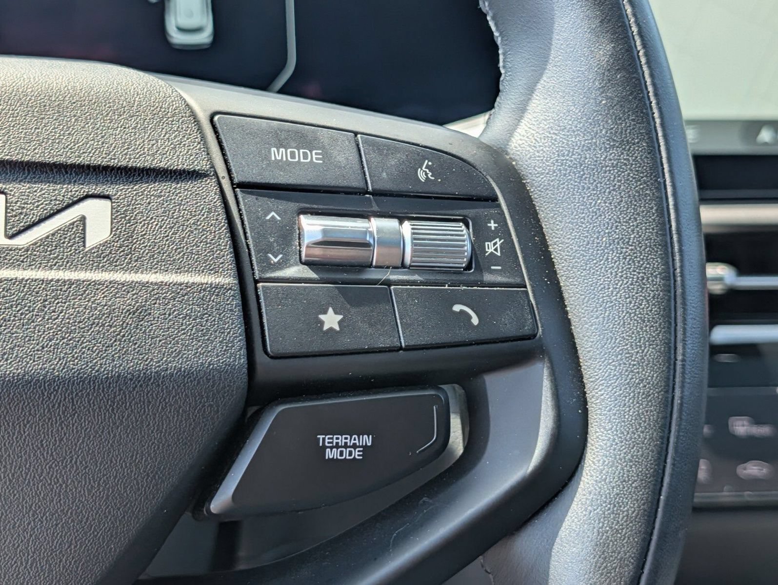 Used 2026 Kia Sportage X-Line w/ X-Line Technology Package AWD/4WD image 39