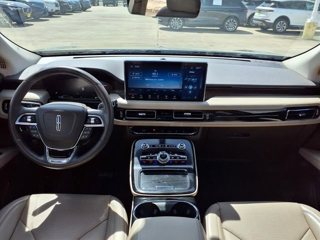 Certified 2022 Lincoln Nautilus Reserve image 6