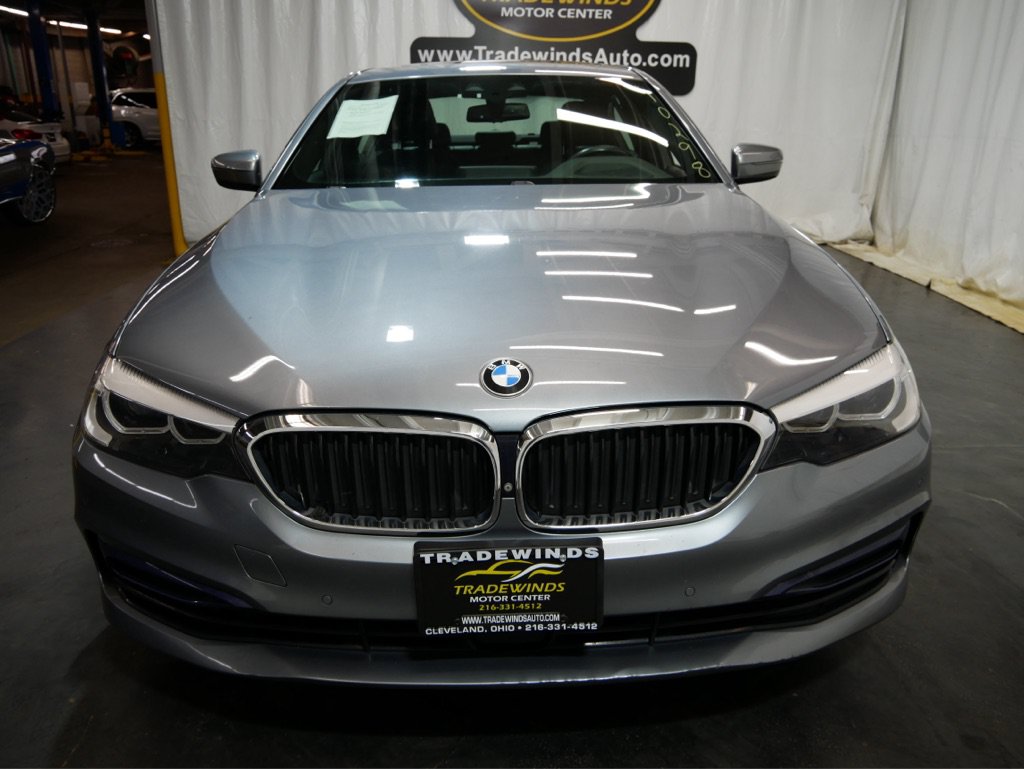 Used 2019 BMW 540i xDrive w/ Premium Package AWD/4WD image 2