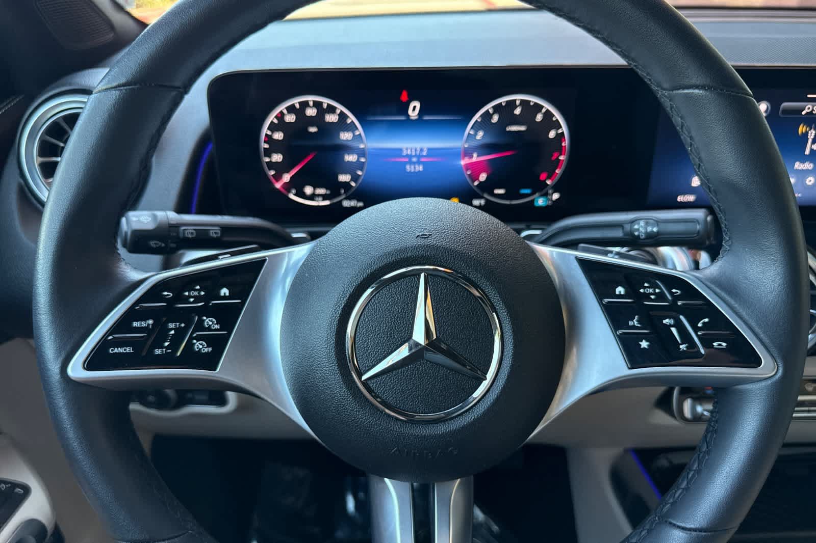 Certified 2025 Mercedes-Benz GLB 250 4MATIC image 22