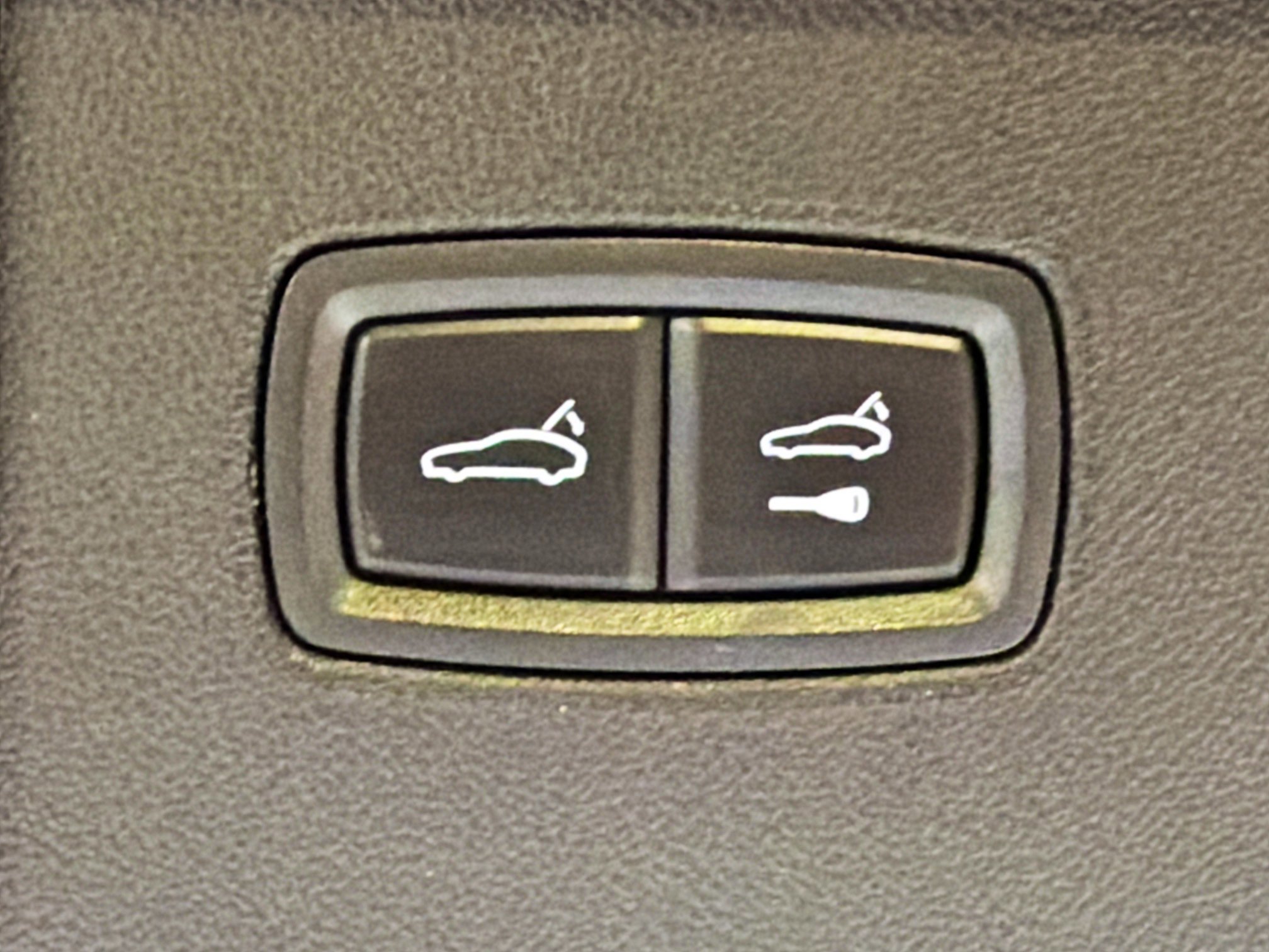Certified 2023 Porsche Cayenne AWD/4WD image 14