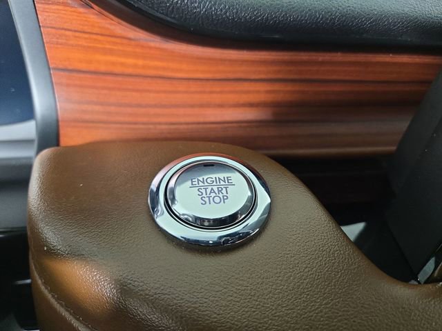 Used 2023 Lincoln Aviator Reserve w/ Elements Package Plus image 26