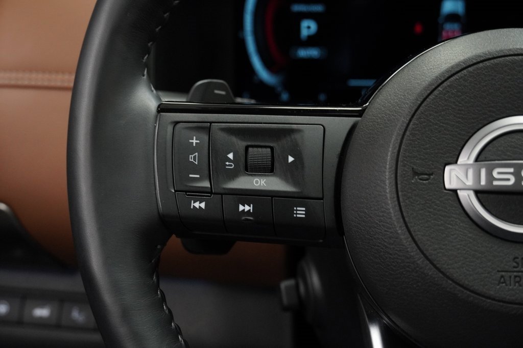 Used 2024 Nissan Pathfinder Platinum w/ Cargo Package image 43