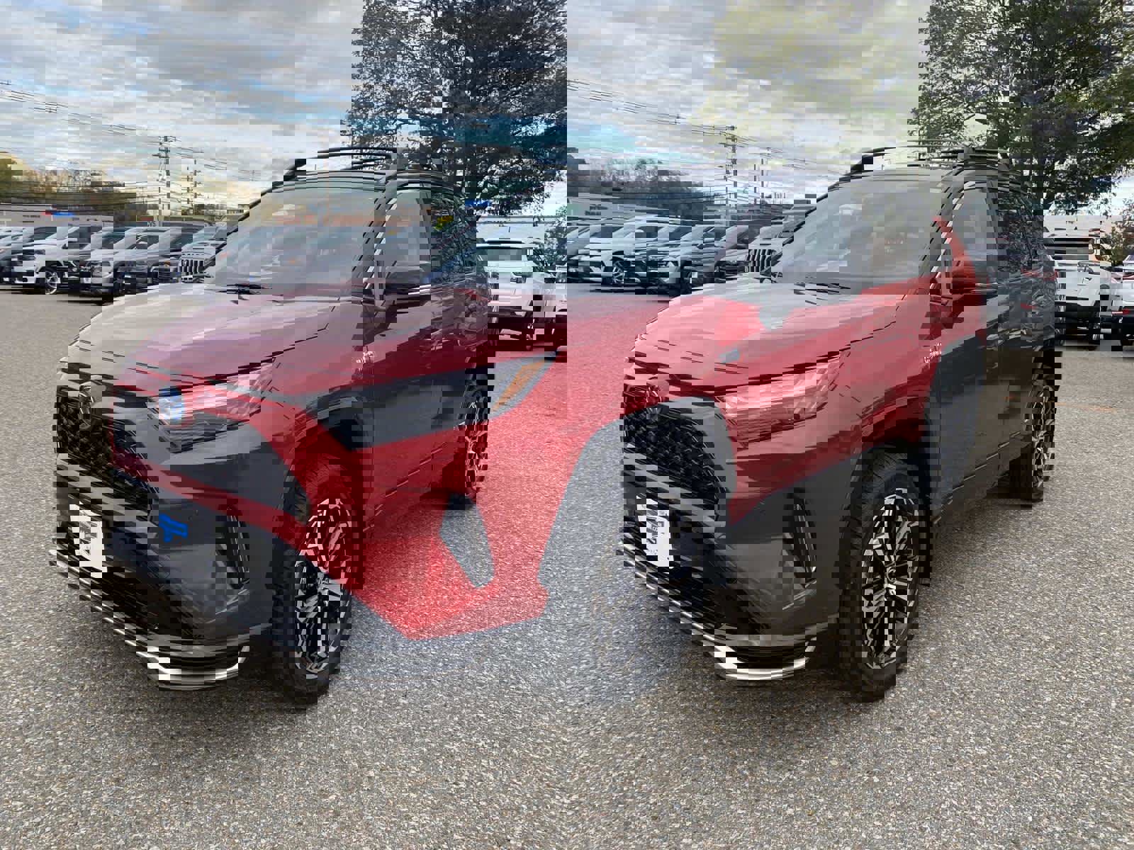 Used 2022 Toyota RAV4 XSE image 11