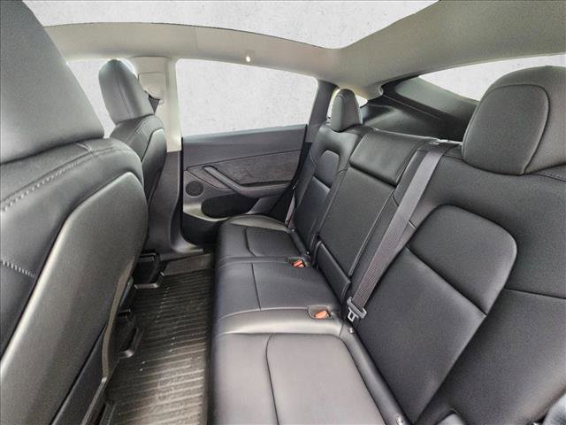 Used 2024 Tesla Model Y Performance AWD/4WD image 16