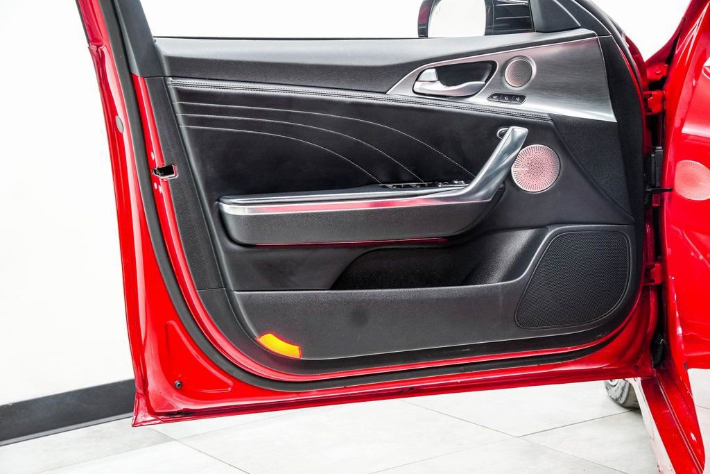 Used 2023 Kia Stinger GT2 image 45