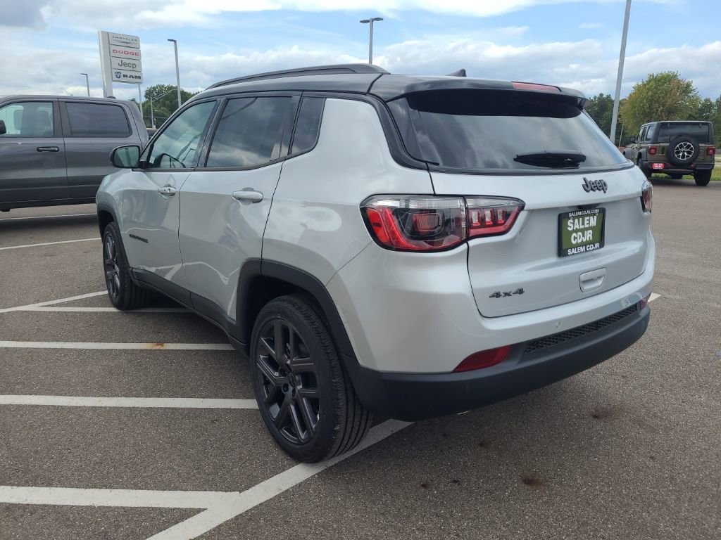 New 2025 Jeep Compass Limited w/ Sun & Sound Group image 6