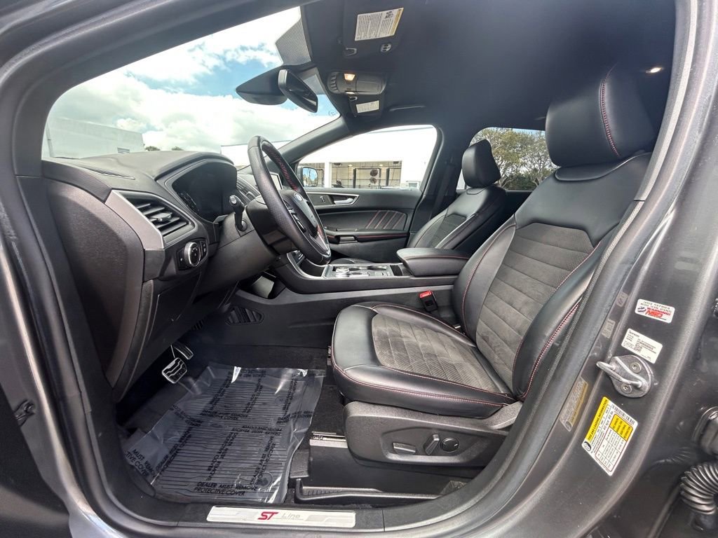 Used 2023 Ford Edge ST-Line w/ Cargo Accessory Package image 10