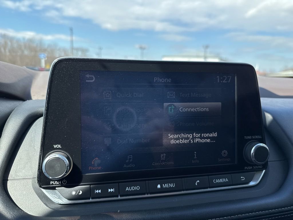 Used 2023 Nissan Rogue SV FWD image 25