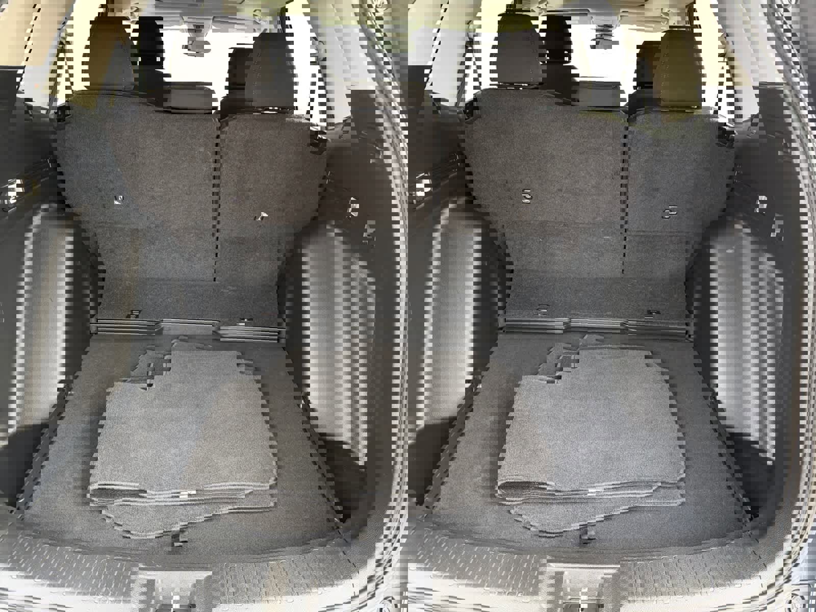 Used 2023 Honda CR-V EX image 4